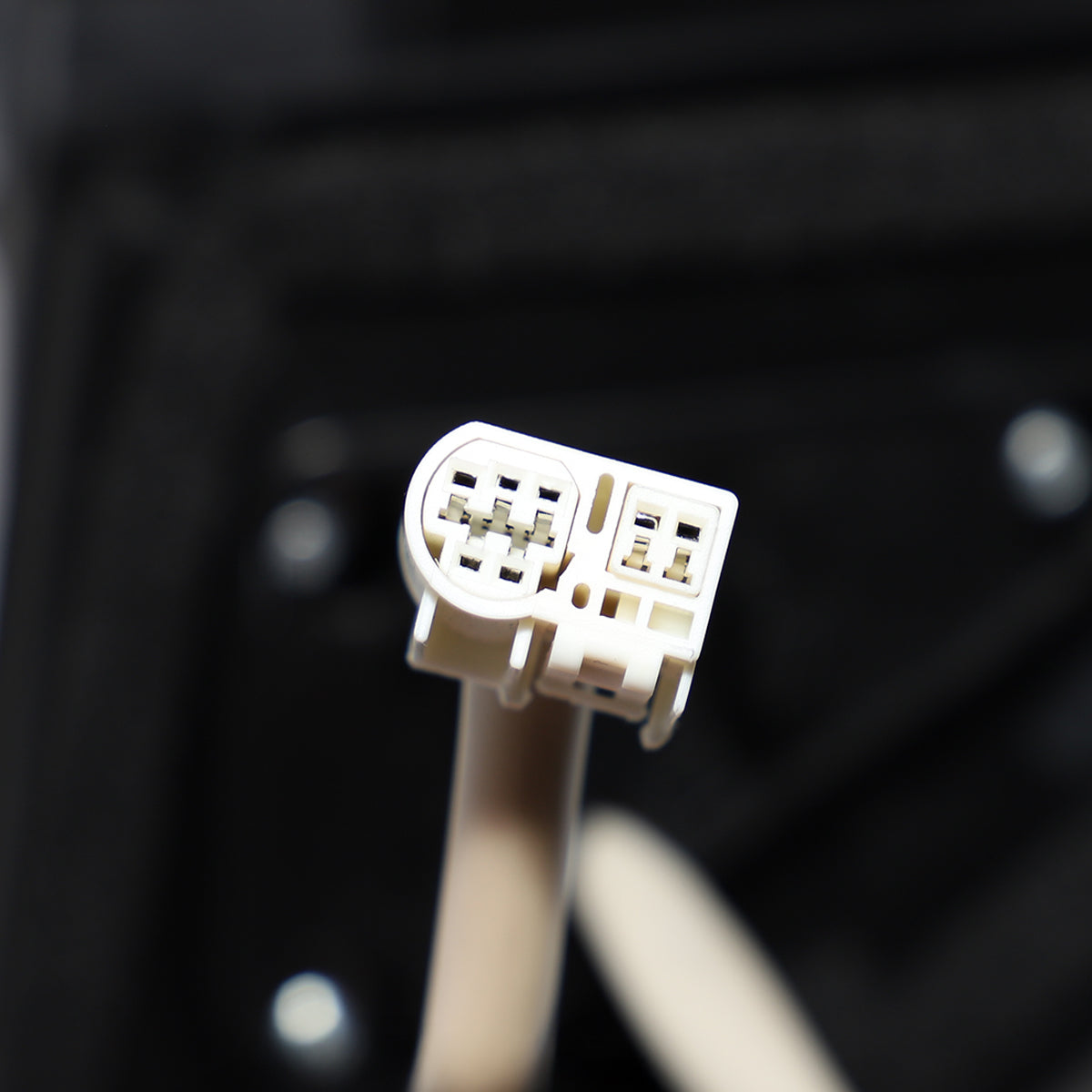 TGN Driver Side View Mirror for 2008-2013 Toyota Highlander - Power Operated, Paint to Match, Heated Glass - TGNTO1320251