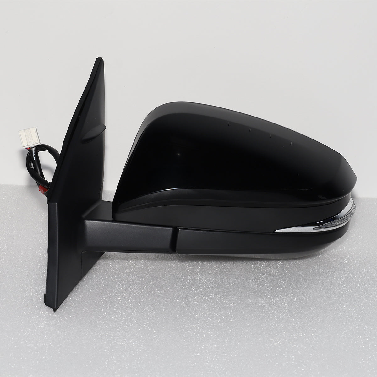 TGN Driver Side View Mirror for 2013-2015 Toyota RAV4 - Power Operated, Paint to Match, Heated Glass, Turn Signal Light - TGNTO1320310