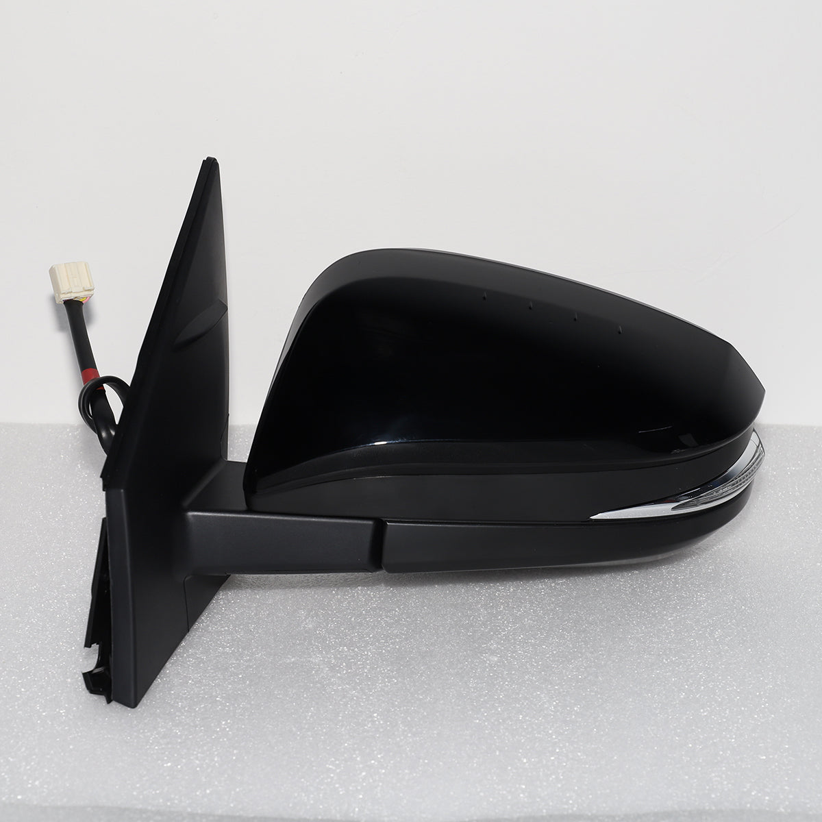 TGN Driver Side View Mirror for 2013-2015 Toyota RAV4 - Power Operated, Paint to Match, Heated Glass, Turn Signal Light, Blind Spot Monitor - TGNTO1320311